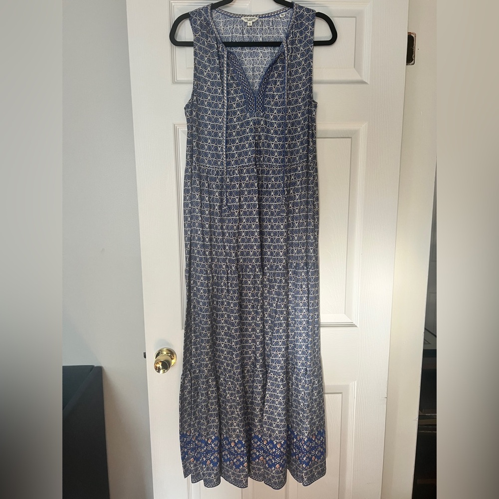 Max Studio Navy and White Geometric Maxi Dress